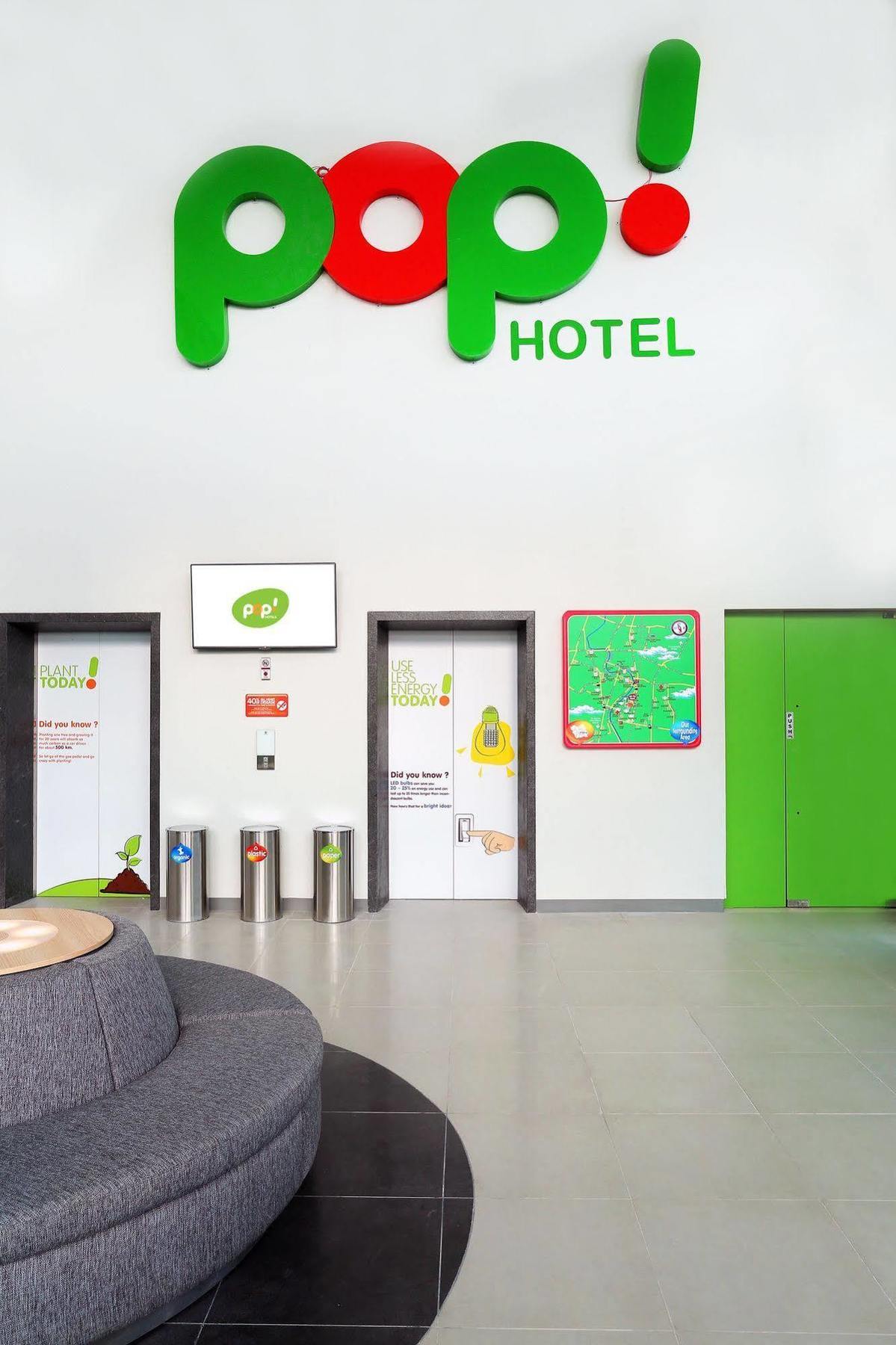 סוראבאיה Pop! Hotel Gubeng מראה חיצוני תמונה